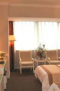Xinghua Hotel Shanghai 3*,