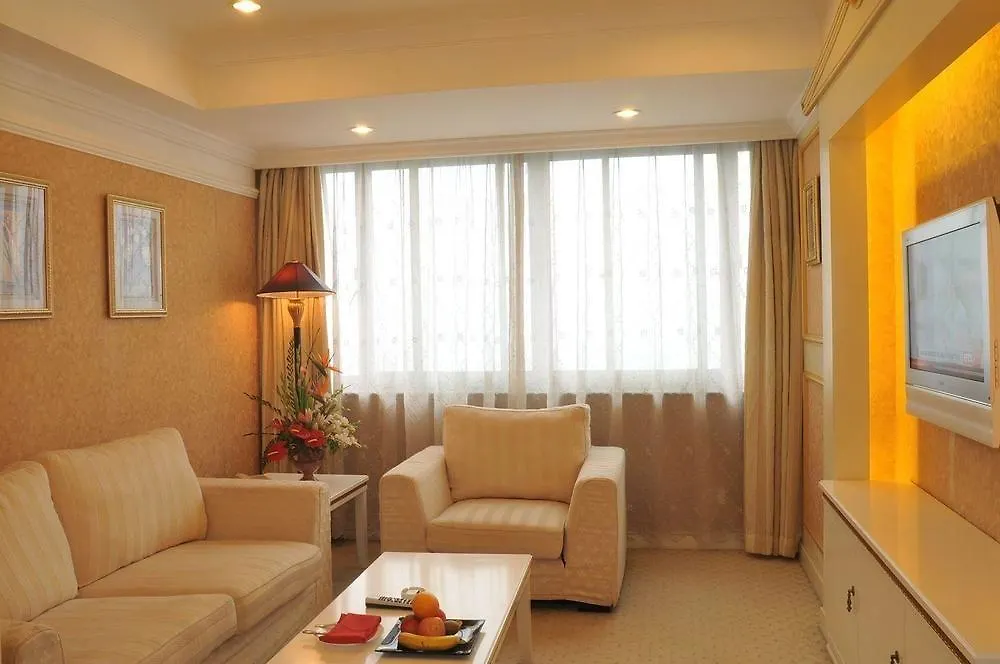 Xinghua Hotel Shanghai 3*,